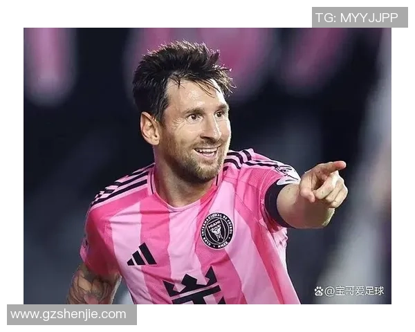 2025年世界足球球星最新排名揭晓：梅西C罗仍占据巅峰位置