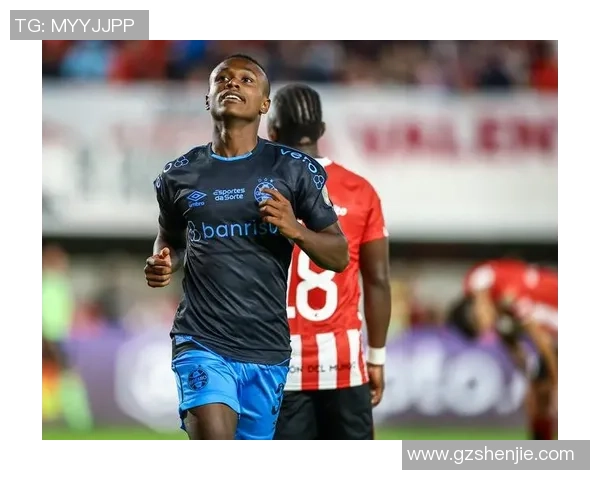 巴西18岁足球新星闪耀绿茵场引爆全球球迷热情关注 巴西18岁足球新星闪耀绿茵场引爆全球球迷热情关注